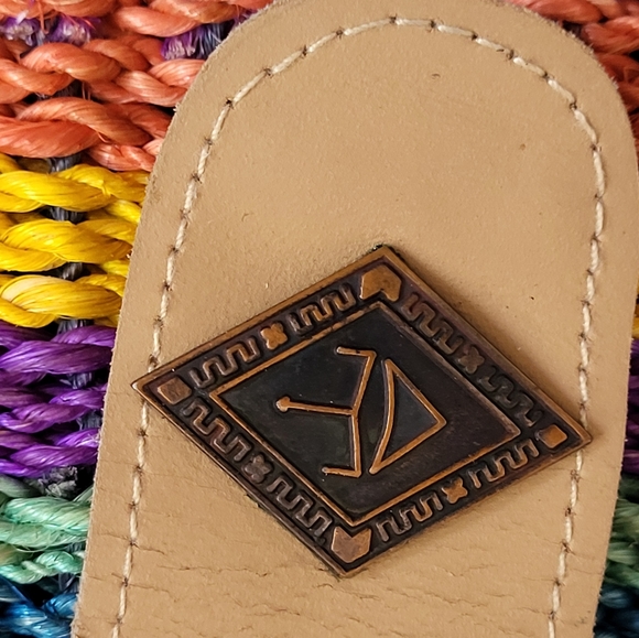 Design Etnika For East Java Xlarge Bright Colored Woven Straw Tote - Picture 9 of 10